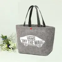 Suurest hallist vildikangast ostukoti varustus jõuludeks